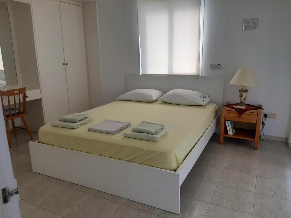 Pangeras Apartments Pissouri Bagian luar foto